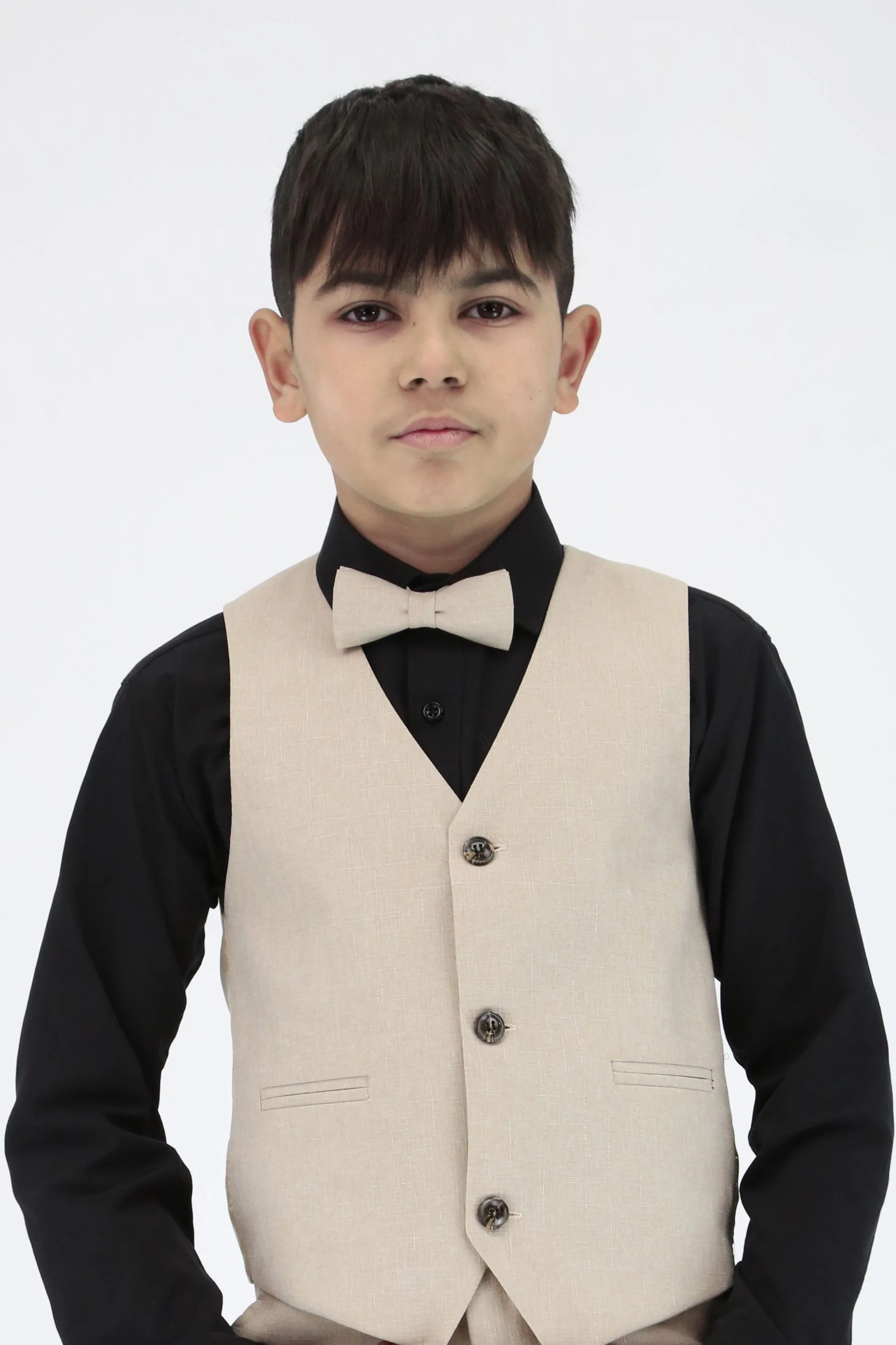 Boys Slim Fit Textured 6-Piece Beige Communion Suit with Black Shirt - Beige - Image 4