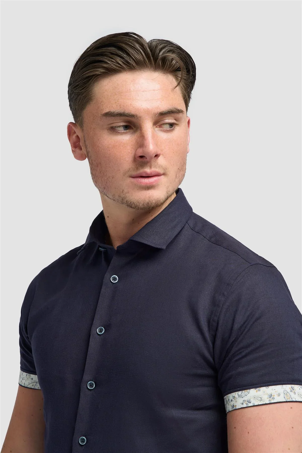 Men’s Linen Blend Short Sleeve Shirt with Cuff Trim - Matera - Navy - Image 4