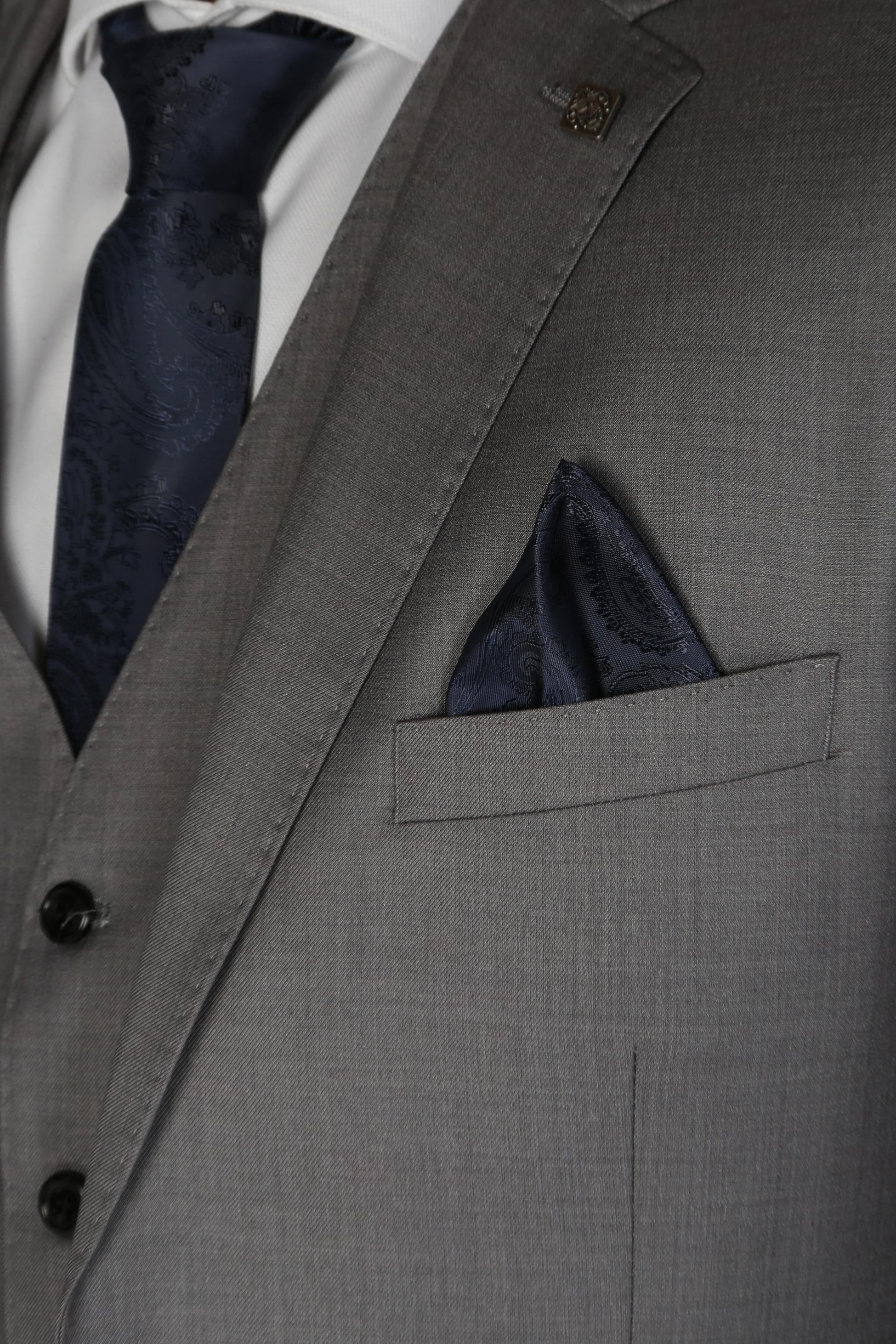 Men's Tailored Fit Formal Suit  - CHARLES - Light Grey - Image 9