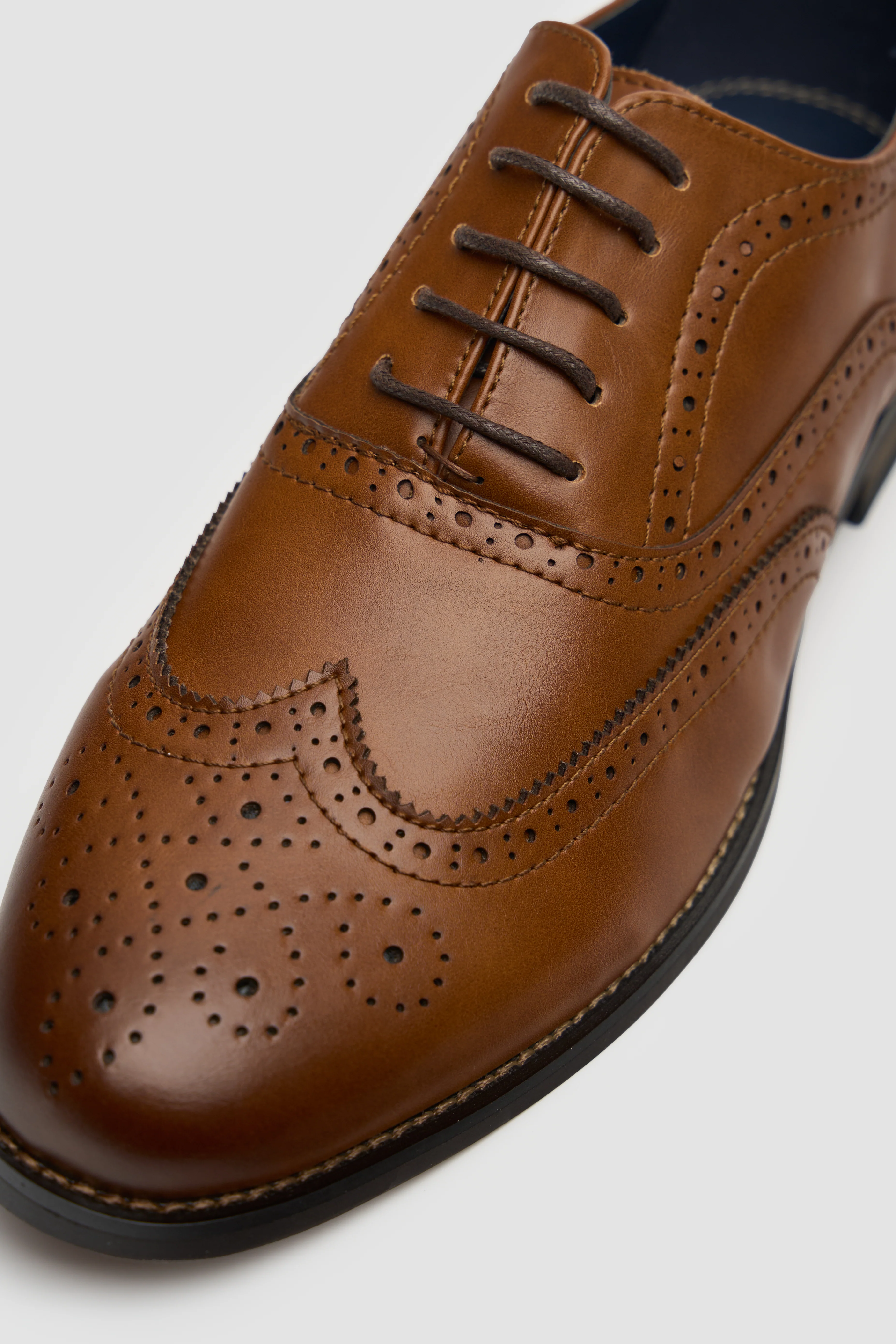 Men's Oxford Brogue Shoes - CLARK - Tan Brown - Image 4